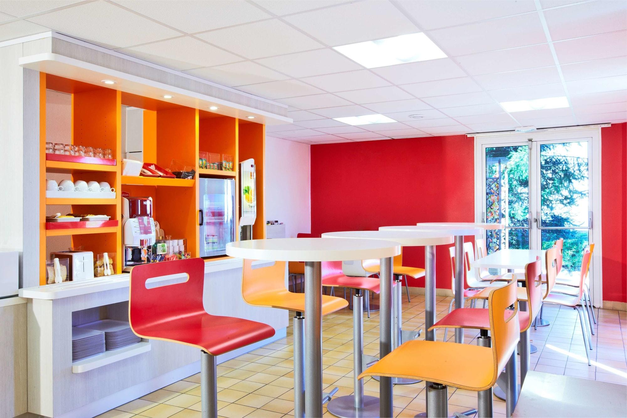 Premiere Classe Lille Sud - Seclin Exterior foto